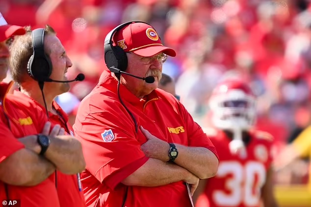 Andy Reid's hilarious reaction to Patrick Mahomes' behind-the-back pass to Travis Kelce revealed in new NFL hot-mic clip