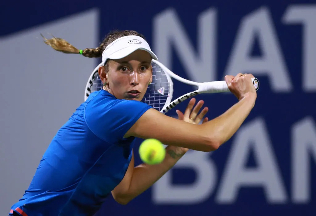 Emma Navarro Shocks Coco Gauff in Stunning Wimbledon Round of 16 Upset